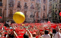 Pamplona, meeting with Hemingway!  SPAIN